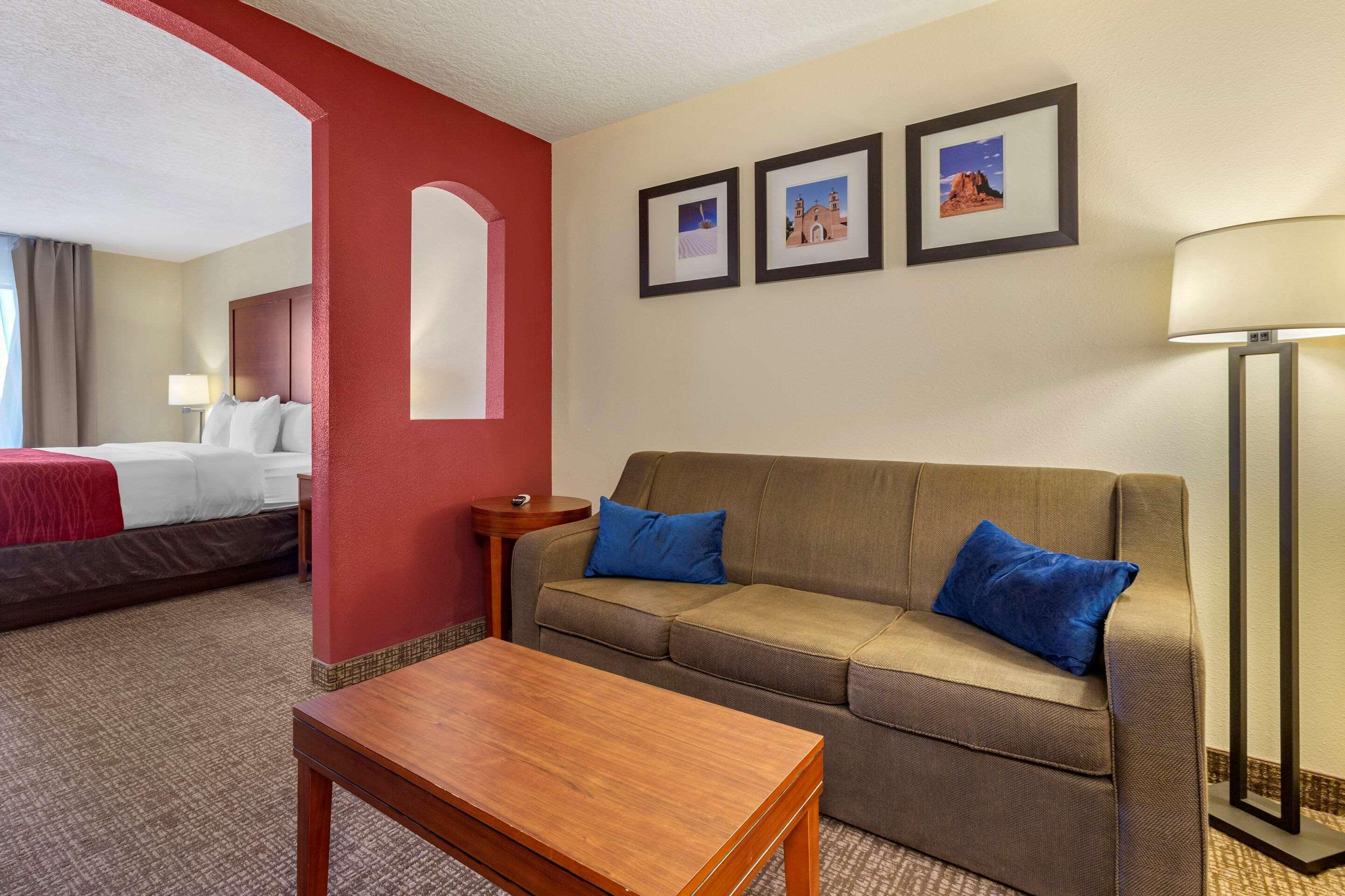 Comfort Inn & Suites Сокоро Екстериор снимка